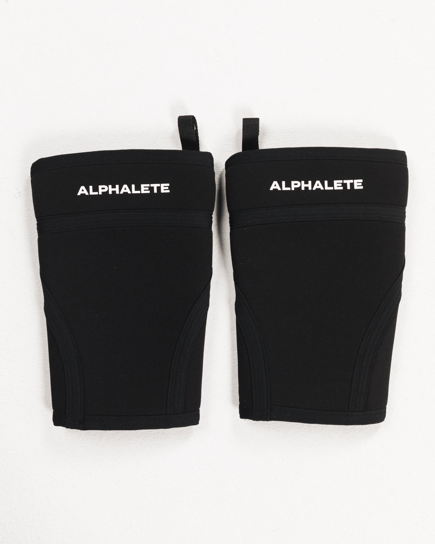 Knee Sleeves - Black – Alphalete Athletics