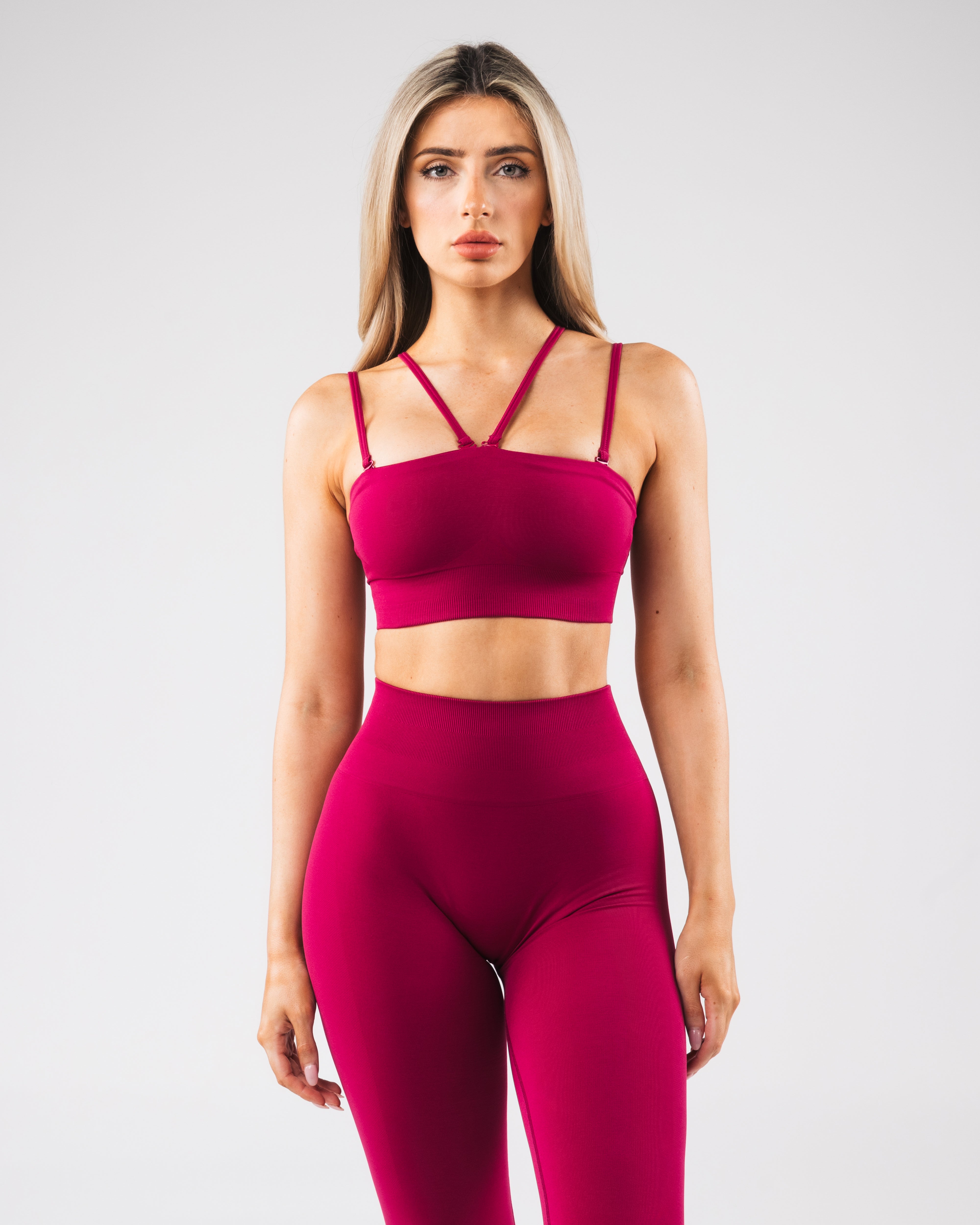 Amplify Gemini Bra - Berry – Alphalete Athletics
