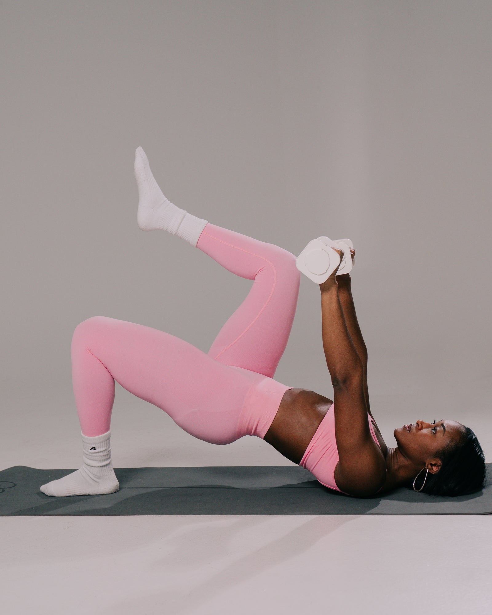 Pump Mid Rise Legging - Mocha product media