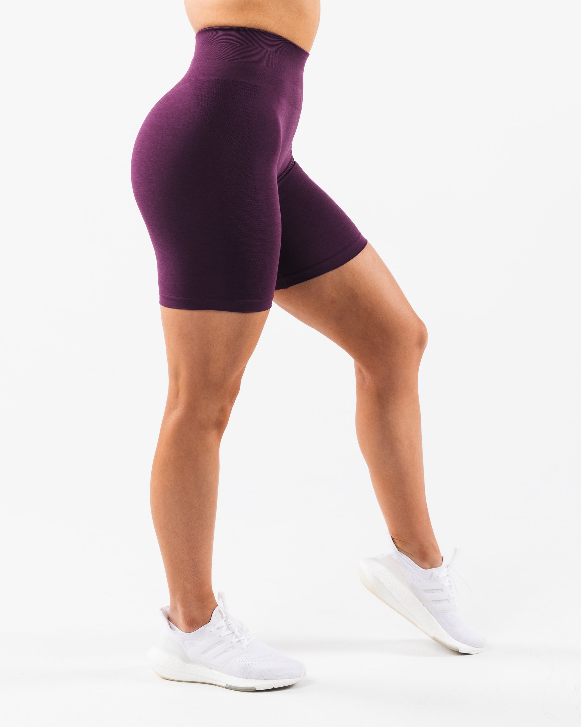 Fashion Alphalete Amplify Wisteria Biker Shorts