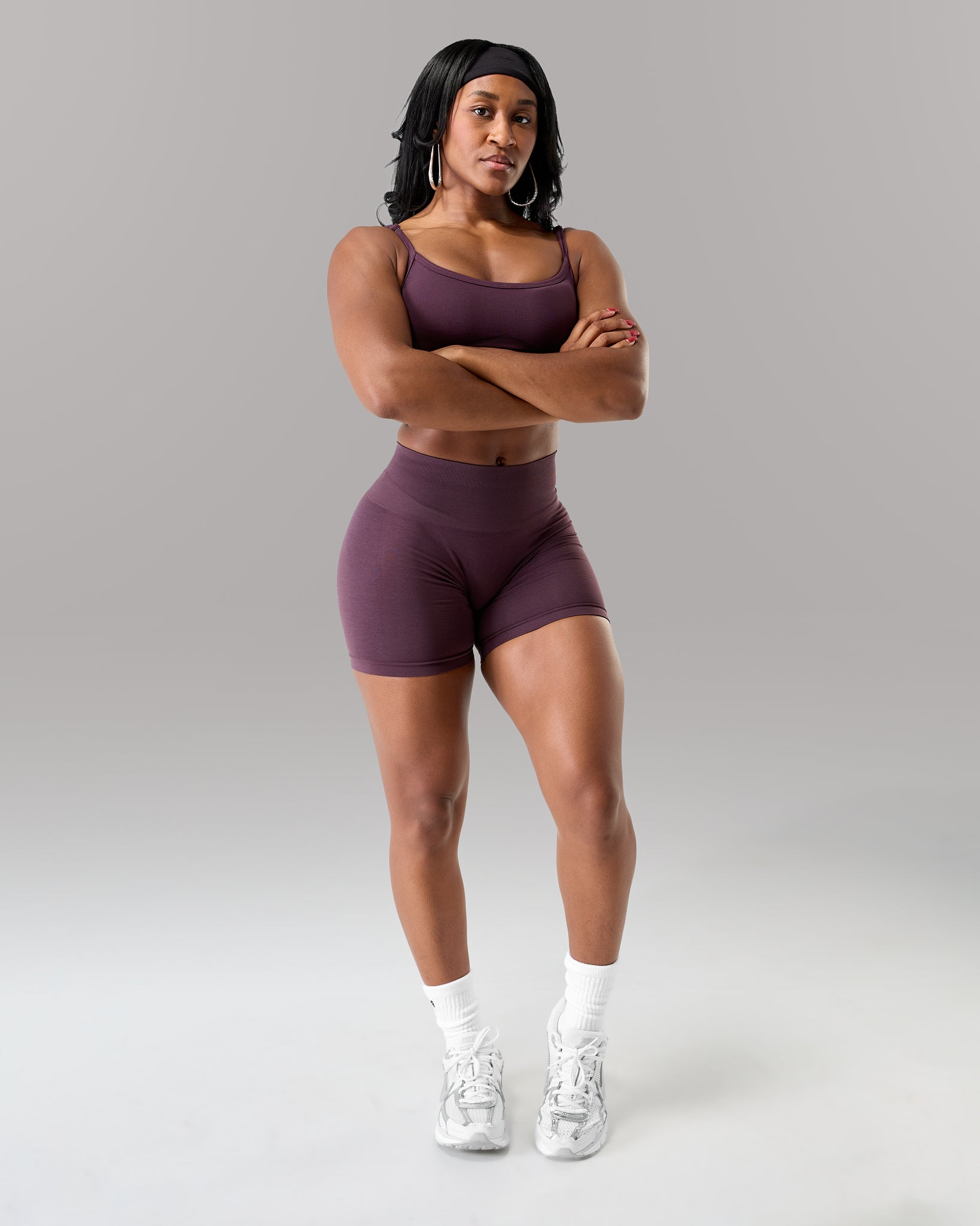 Amplify Mid Rise Short - Black Garnet – Alphalete Athletics
