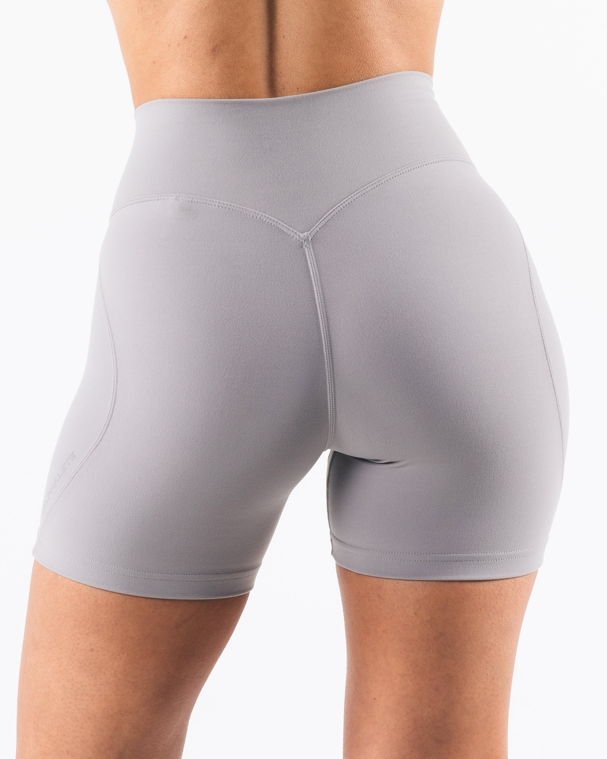 Aura Short 5 - Smoke – Alphalete Athletics