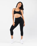 Aura Ultra-High Rise Capri - Black