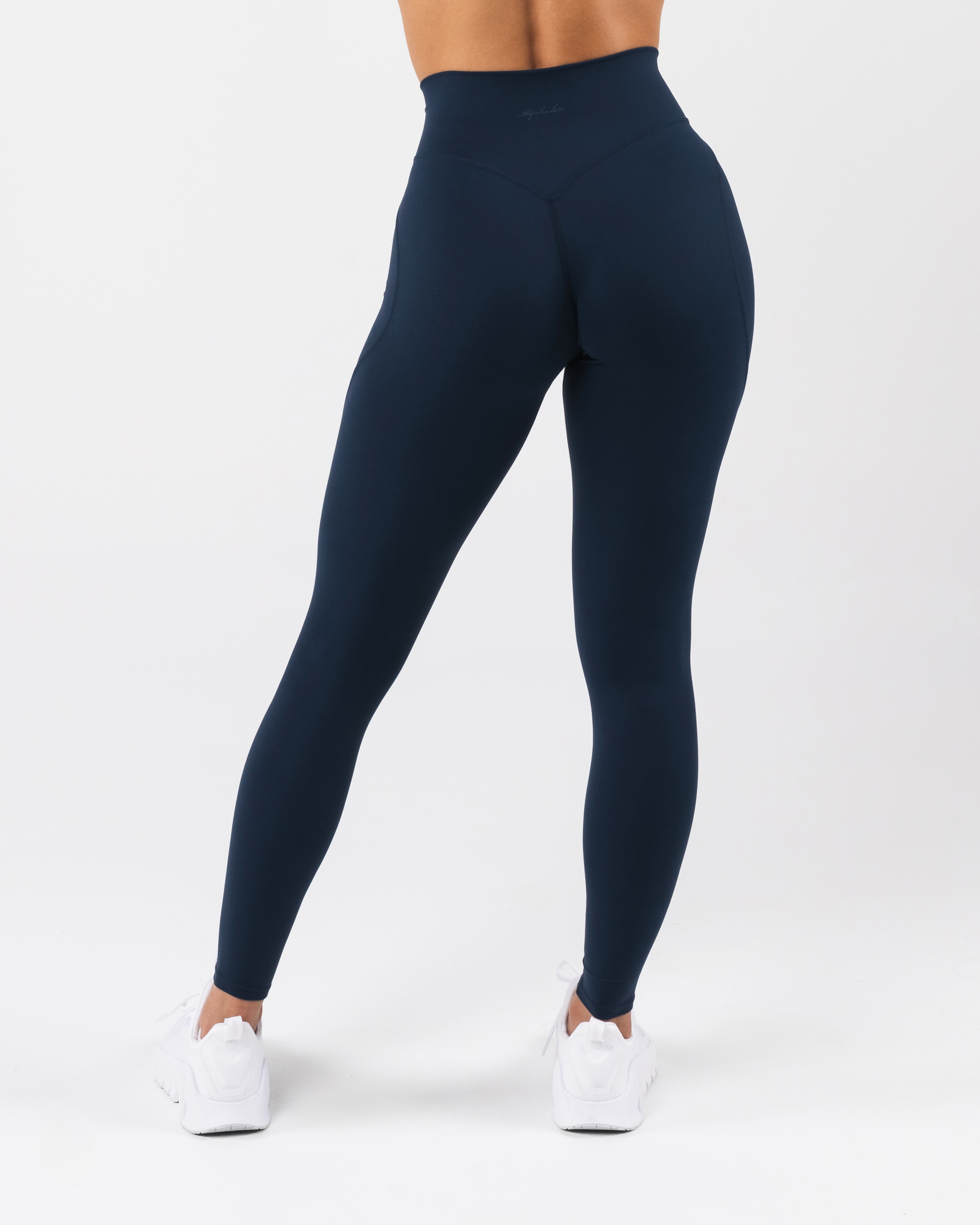 Aura Ultra-High Rise Legging Anchor – Alphalete Athletics