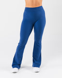 Everyday Core Flared Pant - Reign