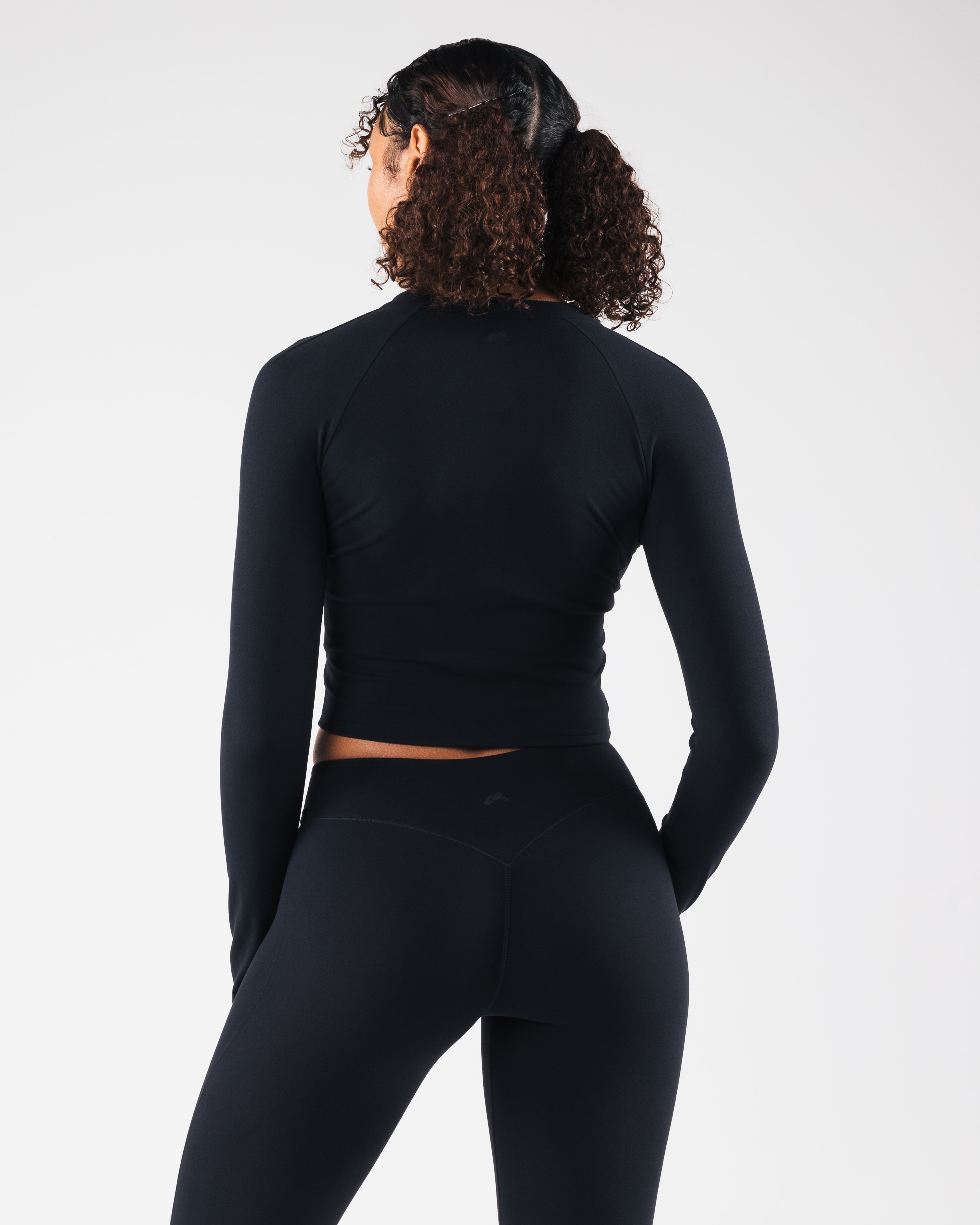 KDM LS Zip Bra - Black – Alphalete Athletics