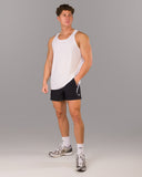 Dynamic Panel Short - Black / White