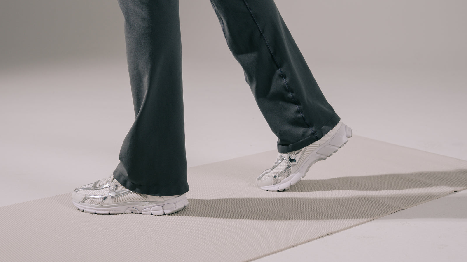 Pump Mid Rise Flared Pant - Merlot product media