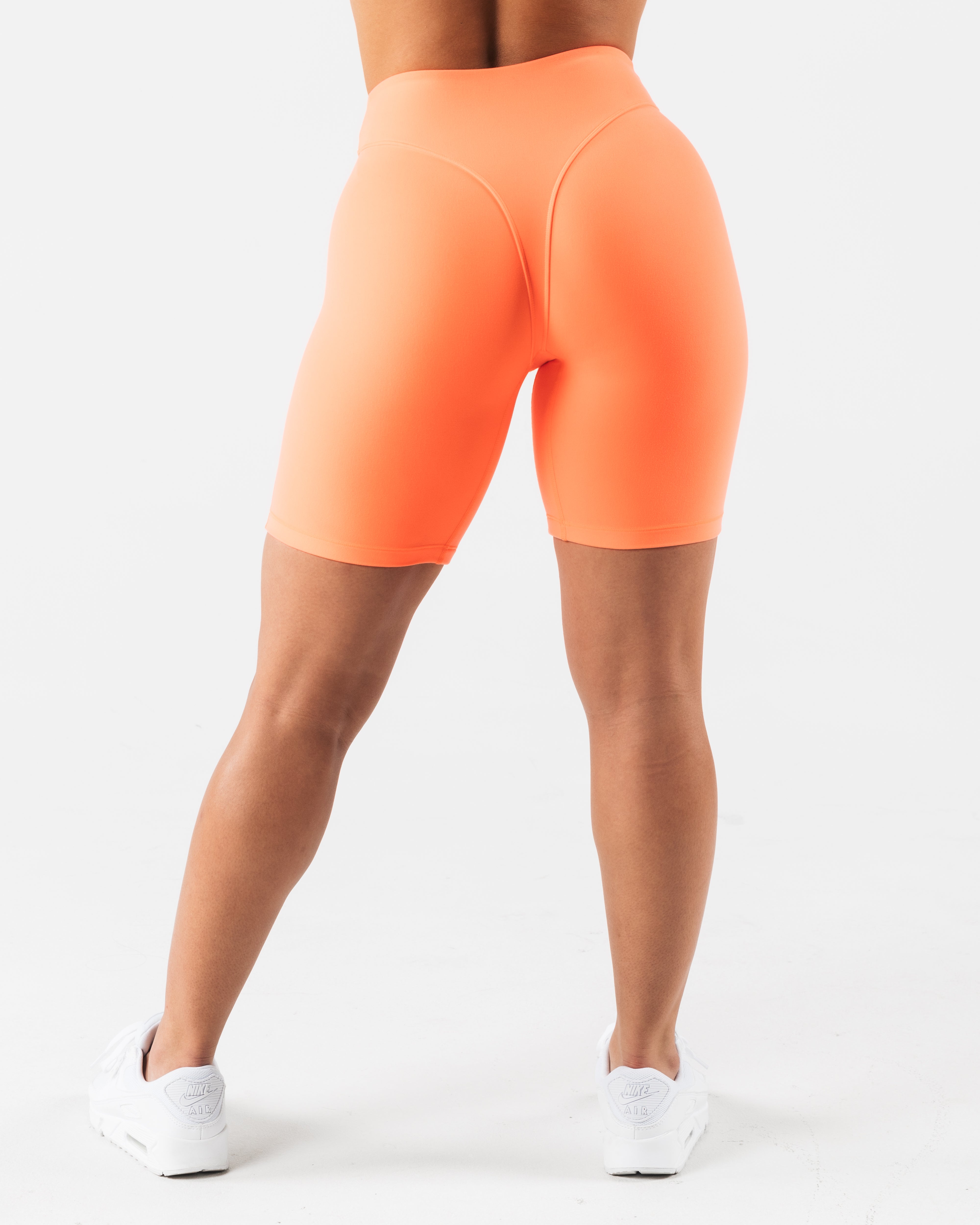 Parker Mid Rise Short - Heat – Alphalete Athletics