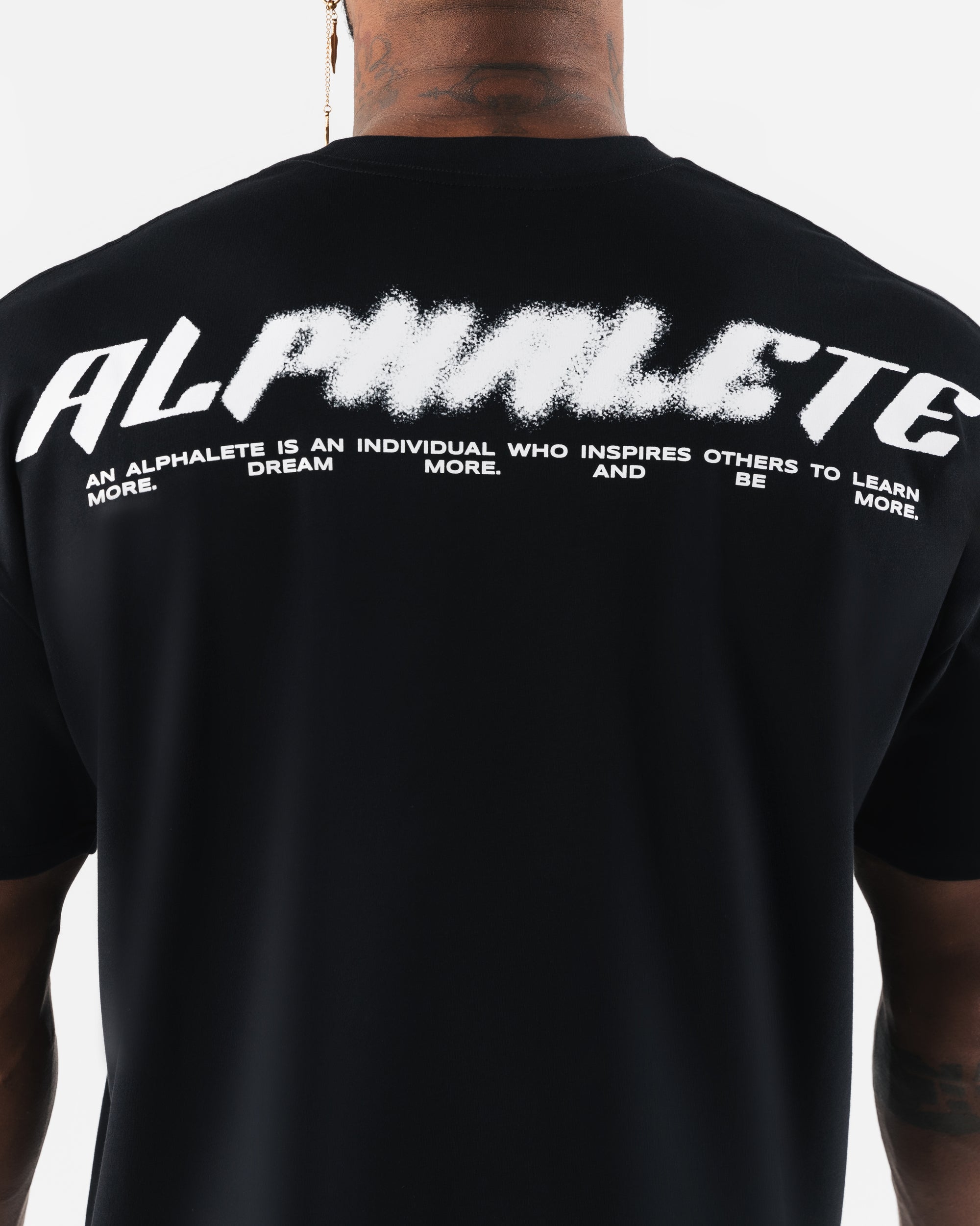 Store Alphalete bundle of emblem tees