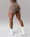 Pump Mid Rise Short - Mocha