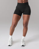 Pump Short - Black
